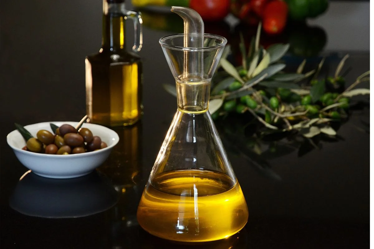 Jojoba Oil Benefits for Skincare